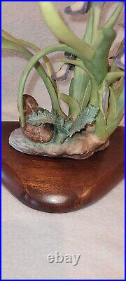 1972 Cybis Porcelain Sculpture American Crested Iris With Bobwhite Chick Read