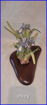 1972 Cybis Porcelain Sculpture American Crested Iris With Bobwhite Chick Read