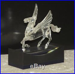 1998 Swarovski Crystal SCS Annual Fabulous Creatures Pegasus D01X981
