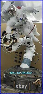 1/4 NASA astronaut Statue EMU space station Resin Model GK Collections