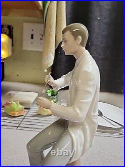 Absolutely Extremely Mint Condition #6450 LLadro Working Dentist Hand Painted