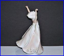 Bing & Grondahl Little Ida's Dancing Flower Figurine B & G B&g 074/9800
