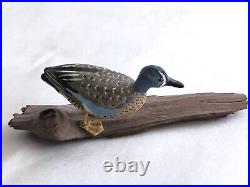 Bird American Folk Art Miniature Carved Wood Painted Duck Figure RE Stuart