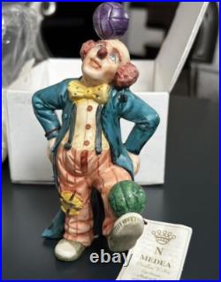 Capodimonte Clown Figurine La Medea Italy New In Box Collectible Home Decor Gift Capodimonte Clown Figurine La Medea Italy New In Box Collectible Home Decor Gift