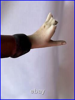 Capodimonte Flavia Vera Porcellana 15 Couple Embrace Italy Beautiful Hand Damag