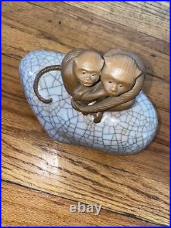 Chinaramic Enterprises Ltd figure Monkeys Setting Rock Ceramic Rare Sculpture