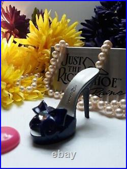 Collectible Rare Just The Right Shoe By Raine -JTRS Beloved Miniature Figurine