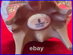 Cute Lladro #6763 First Performance Young Ballerina-retired-excellent/mint