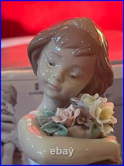Cute Lladro #6763 First Performance Young Ballerina-retired-excellent/mint