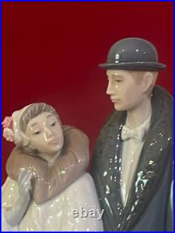 DAPPER LLADRO #1452 ON THE TOWN -CULTURED COUPLE-MINT-RETIRED withORIGINAL BOX