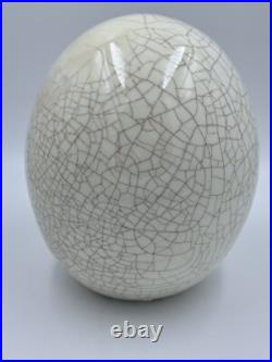 Ge-Type Ware or Guan Ware Style White Crackled Glaze Ovoid Ceramic Sculpture Ge-Type Ware or Guan Ware Style White Crackled Glaze Ovoid Ceramic Sculpture