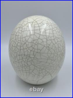 Ge-Type Ware or Guan Ware Style White Crackled Glaze Ovoid Ceramic Sculpture Ge-Type Ware or Guan Ware Style White Crackled Glaze Ovoid Ceramic Sculpture