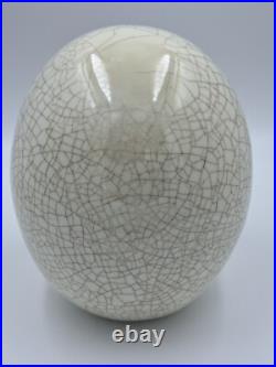 Ge-Type Ware or Guan Ware Style White Crackled Glaze Ovoid Ceramic Sculpture Ge-Type Ware or Guan Ware Style White Crackled Glaze Ovoid Ceramic Sculpture