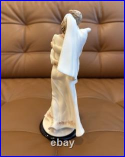 Giuseppe Armani'Forever One' Porcelain Figurine Florence Italy White EXCELLENT