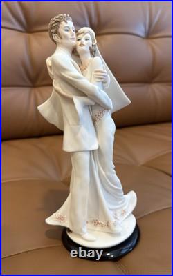 Giuseppe Armani'Forever One' Porcelain Figurine Florence Italy White EXCELLENT