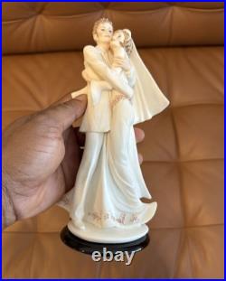 Giuseppe Armani'Forever One' Porcelain Figurine Florence Italy White EXCELLENT