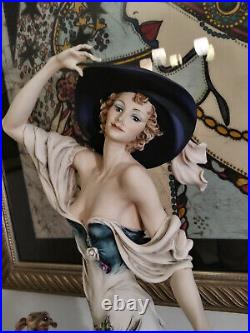 Giuseppe Armani Promenade 1562/C Limited Edition Figurine Lady with Greyhounds