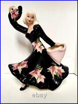 Hedi Schoop 12.5 Fan Dancer Vase Figurine California Pottery Artist Signed