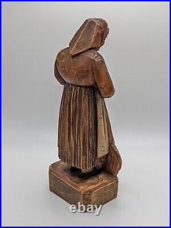 Huggler Wyss Hand Carved 7 Wooden Swiss Figurines Shopkeeper Man & Woman