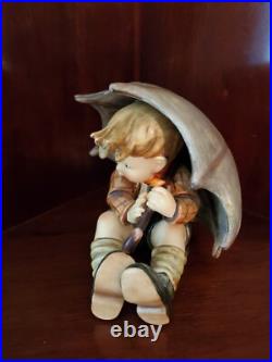 Hummel Vintage 8 Porcelain Figurine # 152 A Umbrella Boy By Goebel- Tmk 2