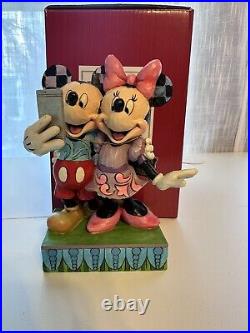 Jim Shore Disney Capture the Moment 4051048 Minnie & Mickey Mouse Selfie RARE O