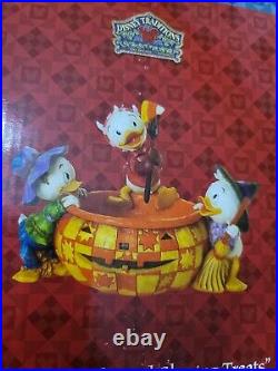 Jim Shore Disney Traditions Playing Tricks & Sharing Treats Candy Bowl 4005630