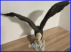 LARGE & Rare 1995 Animal Classic United Design Bald Eagle Statue by Barry Miller