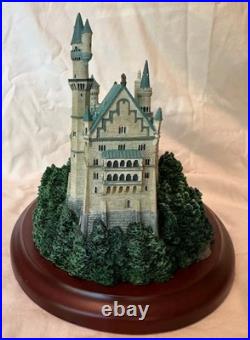 LENOX GREAT CASTLES Neuschwanstein Castle Germany World Heritage Site LENOX GREAT CASTLES Neuschwanstein Castle Germany World Heritage Site