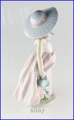 LLADRO A Wish Come True 7676 Girl with Flowers and Watering Can Retired