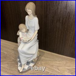 LLADRO Retired BEDTIME STORY Figurine #5457 Mother & Daughter EXCELLENT