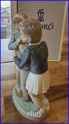 LLADRO Tee Time #5675 Mint Condition With Box Signed By Lladro Retired