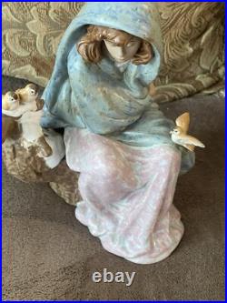 LLADRO Waiting FOR SPRING 10PORCELAIN FIGURINE 2354
