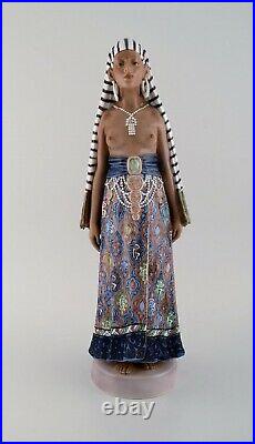 Large Dahl Jensen porcelain figure. Egyptian woman. 1930s / 40s