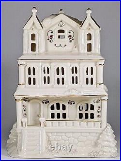 Lenox Mistletoe Park Series porcelain Victorian House Village Treasures Coll New