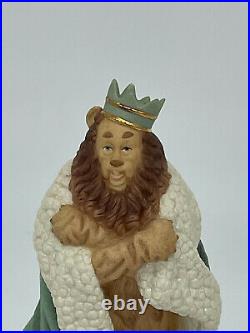 Lenox Wizard of Oz Cowardly Lion 6242978 Gold Accents Porcelain EUC