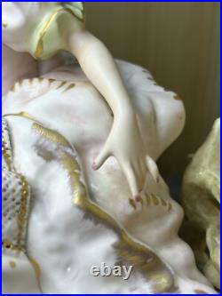 Lenwile Ardalt 7530 Couple Bisque/Porcelain Figurine Lighted Lamp Music Box
