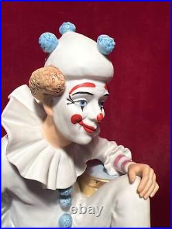 Limited Edition International Carnival Of Clowns Between Acts Figure (L65)