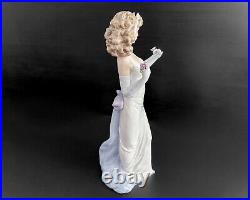Lladro 12 Anticipation Woman Flowers White Dress Figurine 6608 Retired