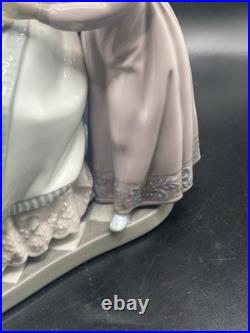 Lladro 5596 Retired A Gift For Mom Made In Spain Mothers Day Figurine Vintage