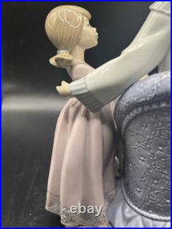Lladro 5596 Retired A Gift For Mom Made In Spain Mothers Day Figurine Vintage