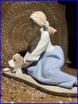 Lladro 5688 Dog' Best Friend Girl with Dog Porcelain Figurine Please Read