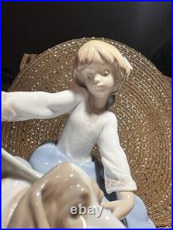 Lladro 5688 Dog' Best Friend Girl with Dog Porcelain Figurine Please Read