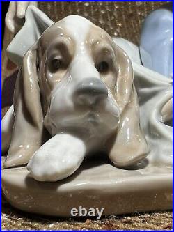 Lladro 5688 Dog' Best Friend Girl with Dog Porcelain Figurine Please Read