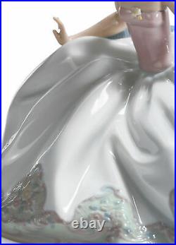Lladro At The Ball Woman #5859 Brand New In Box Lady Sitting Dress Flower F/sh