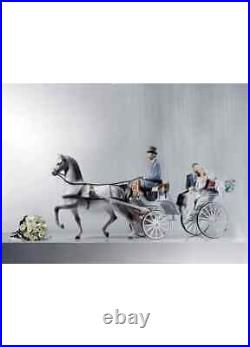 Lladro Bridal Carriage Couple Sculpture. Limited Edition