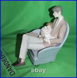 Lladro Daddy's Blessings Porcelain Figurine 6504 Spain 01 GYU Daisa 1997