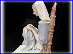 Lladro Insular Embroideress Porcelain Figurine 4865 Gloss NO Box Embroidery