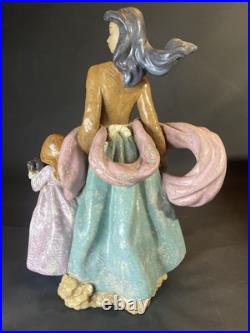 Lladró Porcelain Waiting for Father SIGNED with Original Box #12252 / BAR