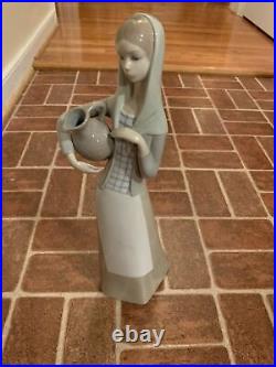 Lladro Zaphir Woman With Water Aqua Jug 15 Porcelain Figurine Statue Spain