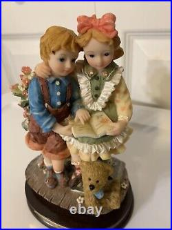 MONTEFIORI COLLECTION FIGURINE Boy And Girl Reading A Book